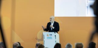 “Kemi qenë Koreja e Veriut në Evropë”, Rama batuta nga Berlini: Në aeroport kishte një berberhane dhe turistët që kishin mjekër nuk mund të hynin nëse…