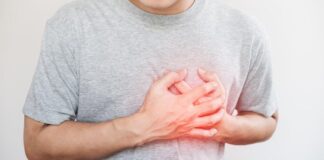 Dëgjimi i dobët rrit rrezikun e dështimit të zemrës