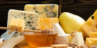 Nuk është Franca, ky shtet është prodhuesi më i madh i djathit në botë!