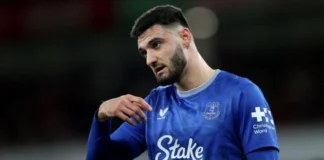 Titullar në dy ndeshjet e fundit, Broja përfundon në tribunë për takimin kundër Chelseat/ Ja arsyeja