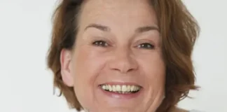 Gjetet e pajetë në një varkë shkrimtarja e njohur, dyshohet se është dhunuar për vdekje