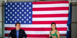 Skandali prej 10 mln dollarësh, CNN: Senatori DeSantis dhe bashkëshortja e tij komplotuan një dinasti politike në Florida, por u përfshinë…