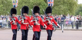 Britania e Madhe nis sot festimet për 80-vjetorin e përfundimit të Luftës së Dytë Botërore