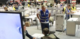 Numërohen 38 806 zarfe nga diaspora, PS 21 305 vota, PD 10 951 vota