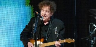 MUZIKE – Këngëtari ikonik Bob Dylan mbush 84 vjeç