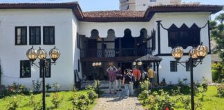 “Elbasani historik në sytë e turistëve gjermanë: Një vizitë në muzeun e qytetit”