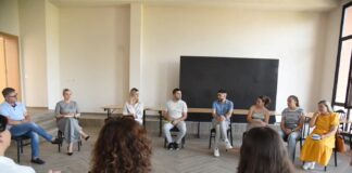 Elbasani drejt energjisë së pastër: Panele diellore në gjashtë shkolla të qytetit