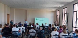 Këshilli Bashkiak i Elbasanit hap dyert për qytetarët, në një takim mbi vendimmarrjen dhe transparencën