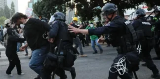 Protestat kundër vendimeve për imigracionin/ Trazirat në Los Anxhelos përshkallëzohen, Trump vendos trupa shtesë për të frenuar situatën