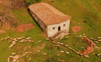 Kumbaro: Shqipëria konkurron mes 65 shteteve për titullin “Best Tourism Village”