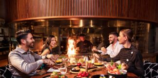 Ngrënia pas orës 20:00 ndikon negativisht në metabolizëm, gjumë dhe përqendrim? Pse?