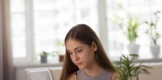 FOKUS – Fenomeni kozmetik “dupe”, një rrezik i përhershëm shëndetësor