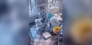 VIDEO/ Tërmeti në Rusi trondit kirurgët në sallën e operacionit, ekipi mjekësor mbulon pacientin dhe mban barelën