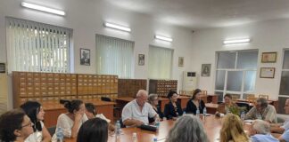 “Pasditja e autorëve elbasanas” nderon Leksin e Vinit dhe traditat e qytetit