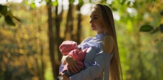 Koçiu: Ushqyerja me gji, themeli i një fillimi të shëndetshëm për çdo fëmijë