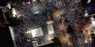 “Populli izraelit dëshiron fundin e luftës”/ Protestë historike në Tel Aviv, 500 mijë njerëz kërkojnë lirimin e pengjeve