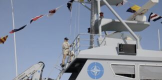 Anija “Lissus” me 22 efektivë niset drejt misionit të NATO-s në Egje