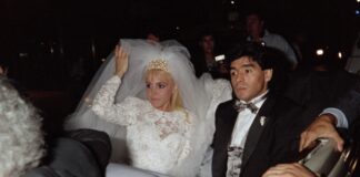 “Thyen xhamat për ta përshëndetur”/ Rrëfimi i rrallë i ish-bashkëshortes së Maradonën: Na ndiqnin edhe me varka