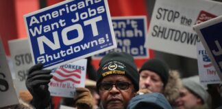 Mbyllja e qeverisë Amerikane hyn në ditën e 22-të, shumë afër pezullimit më të gjatë në histori