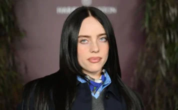 Billie Eilish u bën thirrje miliarderëve të dhurojnë pasurinë e tyre