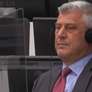 Dita e tretë e dëshmisë së ish të dërguarit të posaçëm amerikan në Kosovë: Thaçin e kam takuar më 1998. S’e dinim kush i publikonte komunikatat e UÇK-së