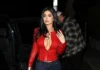 Kylie Jenner shkëlqen me bluzë të kuqe lëkure në festën Chrome Hearts, tregon dekoltenë shpërthyese