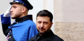 Financial Times: Kievi i gatshëm të heqë dorë nga kërkesa për anëtarësim në NATO