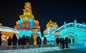 Video/ Parku spektakolar i akullit dhe borës në Kinë hap dyert edhe këtë vit