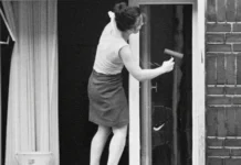 Barrë e padukshme/ Si punët e shtëpisë dhe pritshmëritë patriarkale ndikojnë në shëndetin dhe mirëqenien e grave