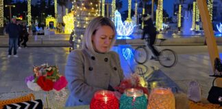 Artizania e Durrësit prezanton punimet e saj me dorë, i reziston “sulmit” të mallrave kineze