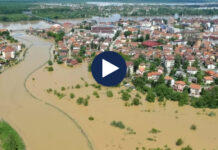 Stuhi dhe kaos udhëtimesh në Europë, regjistrohen 6 viktima në Francë dhe Bosnje. Përmbytet sheshi i Shën Pjetrit në Romë, temperaturë -12 gradë në Britani