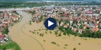 Stuhi dhe kaos udhëtimesh në Europë, regjistrohen 6 viktima në Francë dhe Bosnje. Përmbytet sheshi i Shën Pjetrit në Romë, temperaturë -12 gradë në Britani