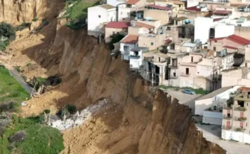 Banesat buzë greminës, pamjet nga rrëshqitjet masive të tokës në Siçili