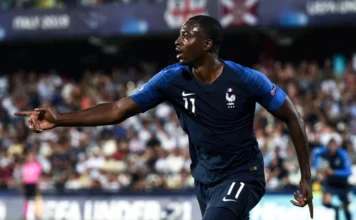 Mateta-Milan, Marchetti: “Cili është ndryshimi midis Milanit apo Juves? Kuqezinjtë paguajnë menjëherë.”