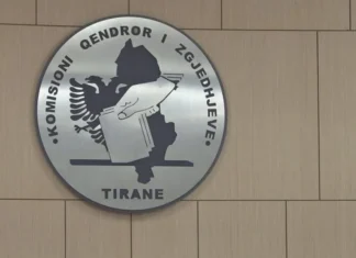 KQZ ndan fondet për vitin 2026/ Si do të ndahen 3.5 mln euro mes partive, gjysmat i merr PS