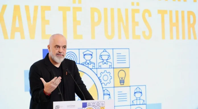 Agjencia Kombëtare e Rinisë, Rama: Ata që nuk fituan, mos u ligështoni, edhe ky proces ka problemet e vera