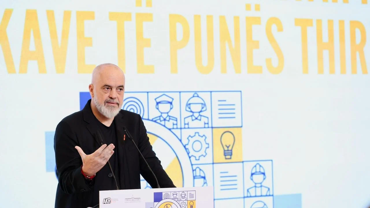 Agjencia Kombëtare e Rinisë, Rama: Ata që nuk fituan, mos u ligështoni, edhe ky proces ka problemet e vera