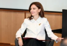 “Në 13 muaj, hapëm të gjithë grupkapitujt”/ Spiropali në Uashington: Integrimi Europian i Shqipërisë, interes strategjik i SHBA