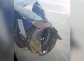 Horror në ajër/ Motori i avionit shpërthen gjatë fluturimit, kaos mes pasagjerëve në bord, piloti bën ulje emergjente