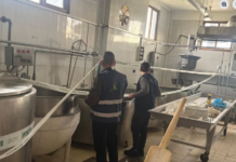 AKU gjobit baxhon në Fier për shkelje të sigurisë ushqimore