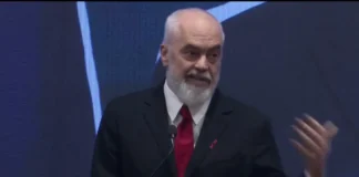 Rama e thotë për herë të parë: Vjosa Osmani u kërcënua për dy vjet, prokurorët donin t’i dhunonin zyrën se me demek do gjenin prova për krime kundër njerëzimit