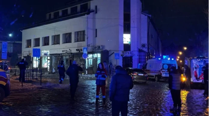 Sulm me bombë në Ukrainë/ Vritet policja 23-vjeçare, plagosen 14 të tjerë, autoritetet e cilësojnë sulm terrorist