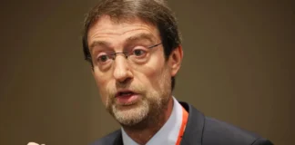 Ferit Hoxha në krye të Diplomacisë, Besnik Mustafaj: Shpresoj të revokojë ligjin e Shërbimit të Jashtëm, godet trupën diplomatike