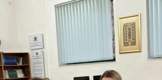 “Nga abetarja te identiteti: promovohet në Elbasan libri mbi rrugetimin e gjuhës shqipe ndër vite”