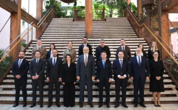 Kryeministri Edi Rama takon ministrat në “Vilën 30”, zbulohet çfarë po diskutojnë