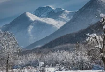 Kthehet bora në Ballkan: Fronti polar sjell gjysëm metri dëborë në Kroaci/ Moti i keq nuk do të “kursejë” as Kosovën