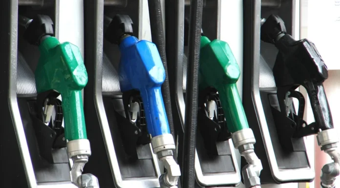 Për herë të parë nga fillimi i luftës në Iran, bie çmimi i gazit në SHBA