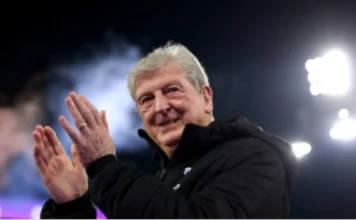 I përjetshmi Roy Hodgson, rikthehet në pankinë, do të drejtojë Bristol City