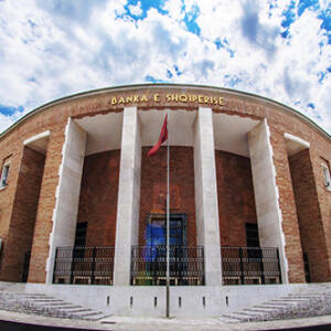 Banka e Shqipërisë thyen rekord në blerjen e valutës, mbi 1 miliard euro gjatë 2025