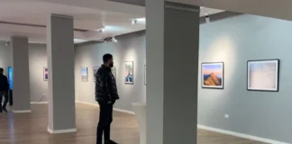 Vlora nga sytë e një alpinisti, ekspozitë me fotografi nga majat e maleve dhe bregdeti i qytetit